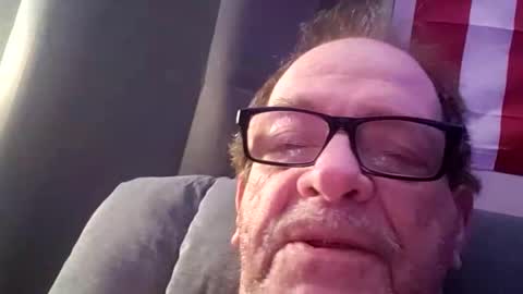 ou8124824 online show from October 25, 4:31 am