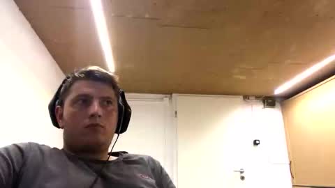 outflayd online show from November 6, 12:11 am