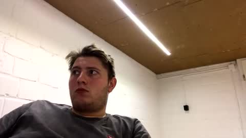 outflayd online show from February 24, 12:41 am