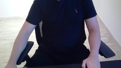 outroemail1807 online show from April 7, 9:04 pm