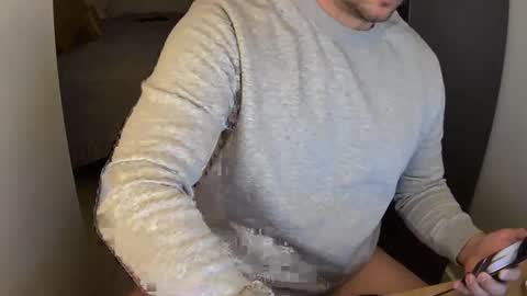 outside1991 online show from December 8, 5:44 pm