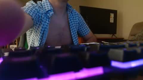 oversizecum online show from April 16, 10:34 pm