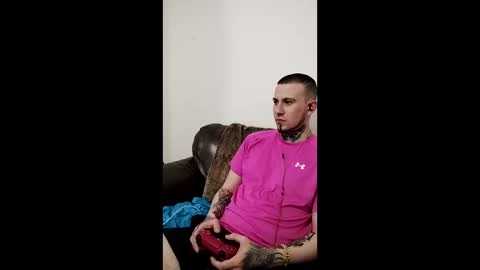 Owen kayz online show from April 6, 10:00 pm