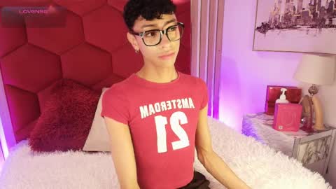 Owen online show from April 10, 3:12 am