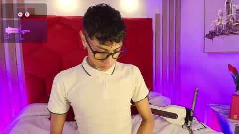 Owen online show from May 29, 3:37 am