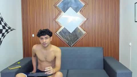 Snapshot of owen_mccarthy chatting on January 4, 7:55 pm owen_mccarthy online show from January 4, 7:55 pm