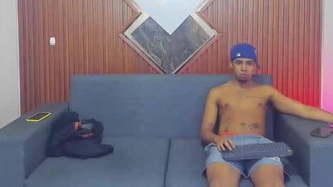 Snapshot of owen_mccarthy chatting on January 7, 1:49 am owen_mccarthy online show from January 7, 1:49 am