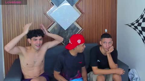 Snapshot of owen_mccarthy chatting on February 14, 4:15 am owen_mccarthy online show from February 14, 4:15 am