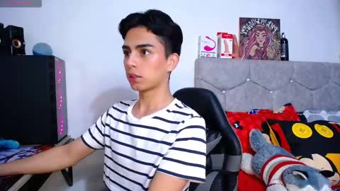 Owen  Independent model  online show from December 2, 6:30 am