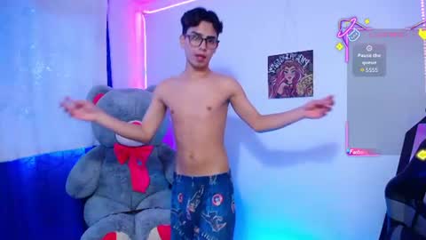 Owen  Independent model  online show from June 9, 7:47 pm