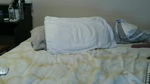 Owen online show from December 4, 2:10 am