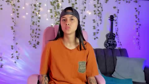 Snapshot of owenfoxx1 chatting on November 10, 3:33 pm Owen foxx online show from November 10, 3:33 pm