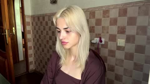 Snapshot of ozellagranville chatting on July 2, 8:31 am Eva online show from July 2, 8:31 am