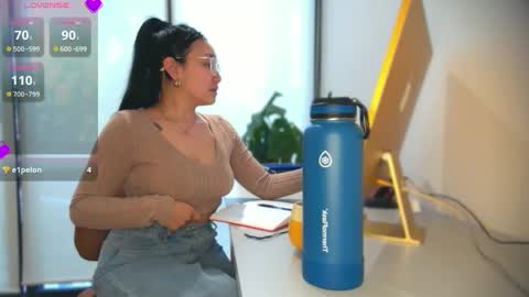 ozhmara online show from September 29, 3:39 pm