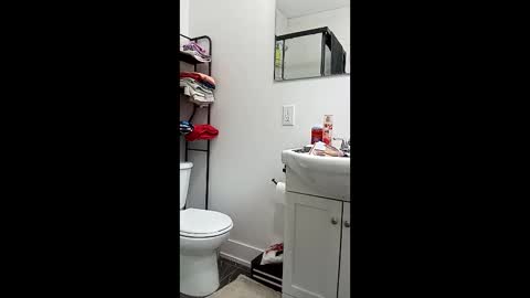 ozzyblackah online show from December 19, 6:59 pm