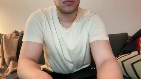 Snapshot of p2p2p2p2 chatting on March 15, 8:53 am p2 online show from March 15, 8:53 am