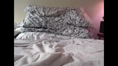 Snapshot of p_guin12345 chatting on March 7, 4:22 pm p guin12345 online show from March 7, 4:22 pm