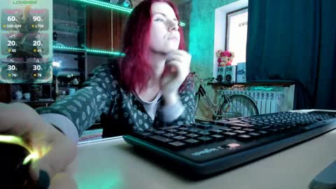 Snapshot of pa1e_pr1ncess chatting on January 10, 11:33 am Ella online show from January 10, 11:33 am