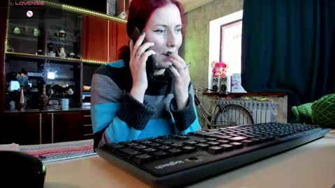 Snapshot of pa1e_pr1ncess chatting on January 16, 10:10 am Ella online show from January 16, 10:10 am