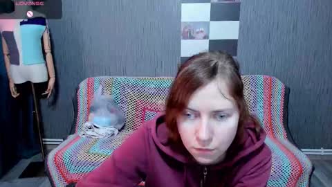 Snapshot of pa1e_pr1ncess chatting on October 1, 7:25 am Ella online show from October 1, 7:25 am
