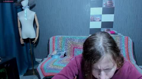 Ella online show from October 22, 7:41 am