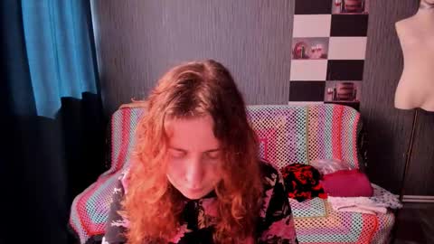 Ella online show from December 23, 8:56 am