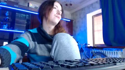 Ella online show from May 20, 8:09 am