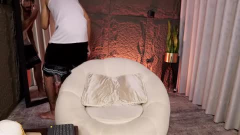 pablo online show from April 14, 2:06 am