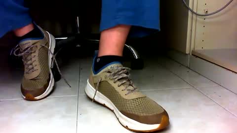 Snapshot of pablomenesssl chatting on December 23, 6:16 pm Pablo Meness online show from December 23, 6:16 pm