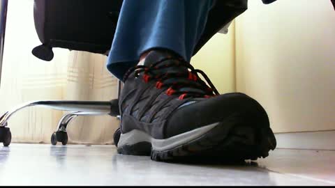 Snapshot of pablomenesssl chatting on January 14, 10:27 am Pablo Meness online show from January 14, 10:27 am