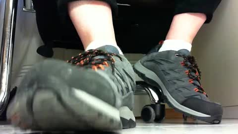 Snapshot of pablomenesssl chatting on February 12, 4:33 pm Pablo Meness online show from February 12, 4:33 pm