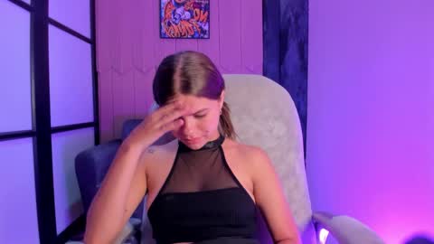 Paige online show from March 4, 9:32 pm