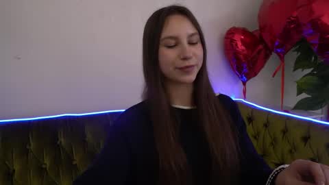 Snapshot of paigeprado chatting on February 25, 10:15 am Paige online show from February 25, 10:15 am