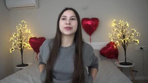 Snapshot of paigeprado chatting on March 4, 6:47 am Paige online show from March 4, 6:47 am