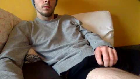 Snapshot of paintdude424 chatting on December 11, 6:42 pm paintdude424 online show from December 11, 6:42 pm