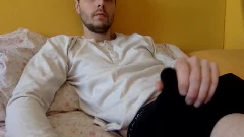 Snapshot of paintdude424 chatting on February 18, 5:31 pm paintdude424 online show from February 18, 5:31 pm