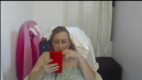 paiperhalliwey online show from January 26, 4:20 am