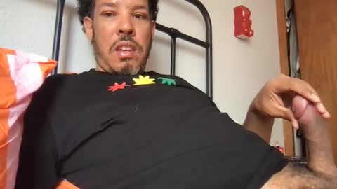 Snapshot of paja_n_weed chatting on January 6, 7:06 pm paja_n_weed online show from January 6, 7:06 pm