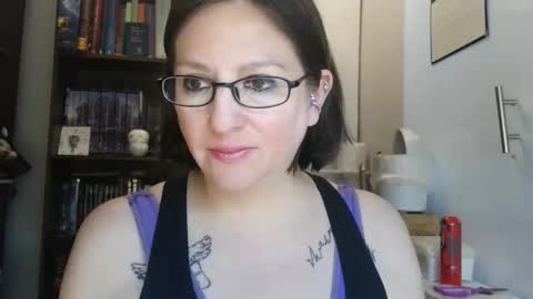 pajamasmilf online show from April 3, 8:40 pm