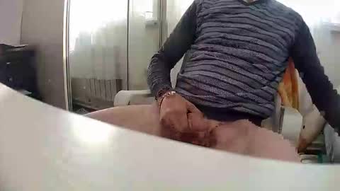 Snapshot of pajero1271 chatting on October 13, 4:01 am pajero1271 online show from October 13, 4:01 am