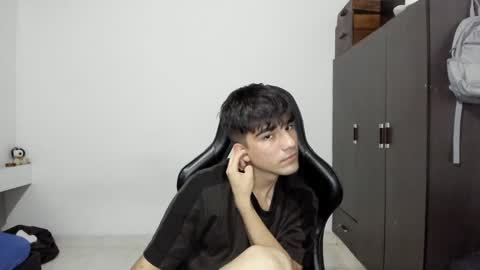 pakun_ online show from December 29, 12:30 am