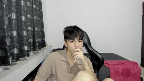 pakun_ online show from January 18, 11:44 pm