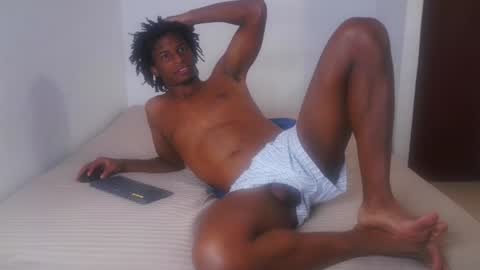 palax_bbc online show from December 1, 10:43 pm