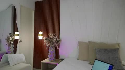 Palmer Joness online show from September 17, 3:35 pm