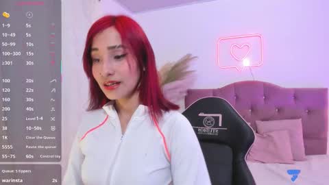 palmerfox_tay online show from September 17, 3:08 am