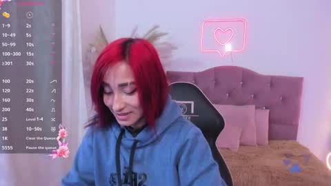 palmerfox_tay online show from October 9, 3:37 am