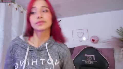 palmerfox_tay online show from October 19, 3:29 am