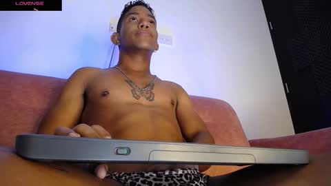 Palo Santo online show from March 24, 7:46 am