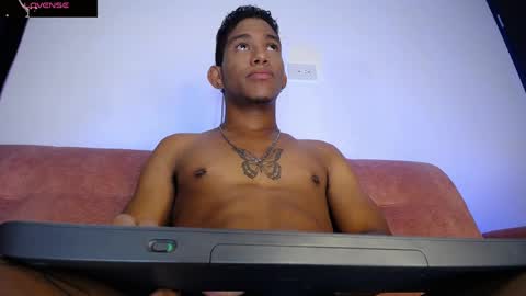 Palo Santo online show from April 6, 7:53 am