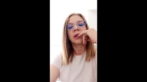 paloma online show from May 9, 8:36 pm